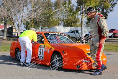 media/Feb-20-2022-Cal Club SCCA Super Tour (Sun) [[acf328f404]]/Group 2/Grid and Straight/